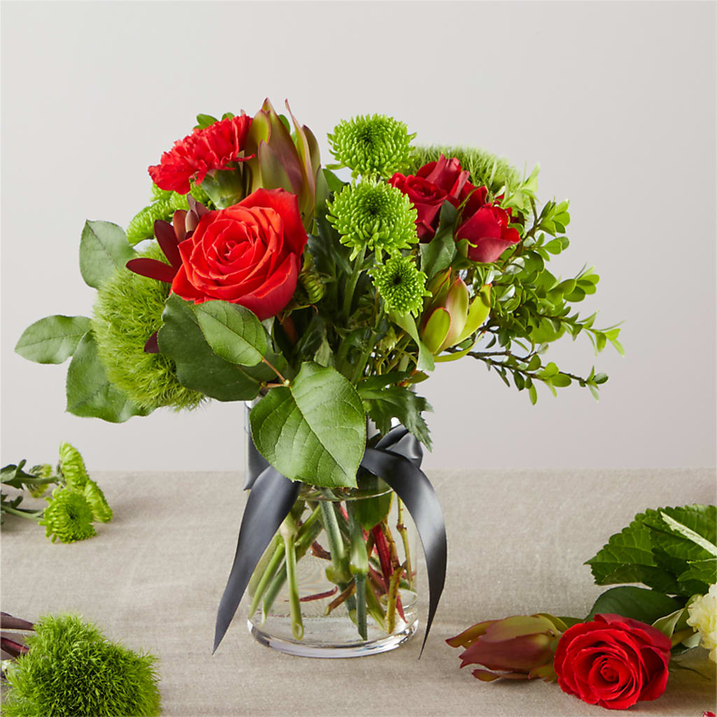 Heritage Kindle – A Florist Original – Hb Floral Studio, Rockford IL