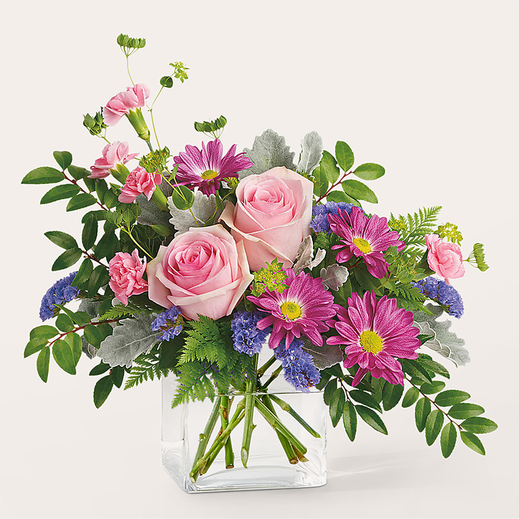 Starlet Bouquet – Hb Floral Studio, Rockford IL