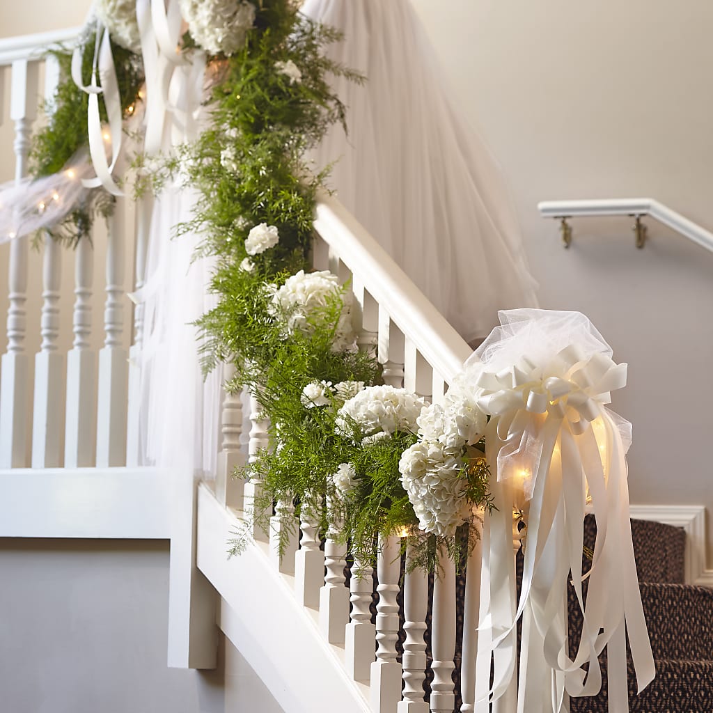 Champagne Dreams Garland – Hb Floral Studio, Rockford IL