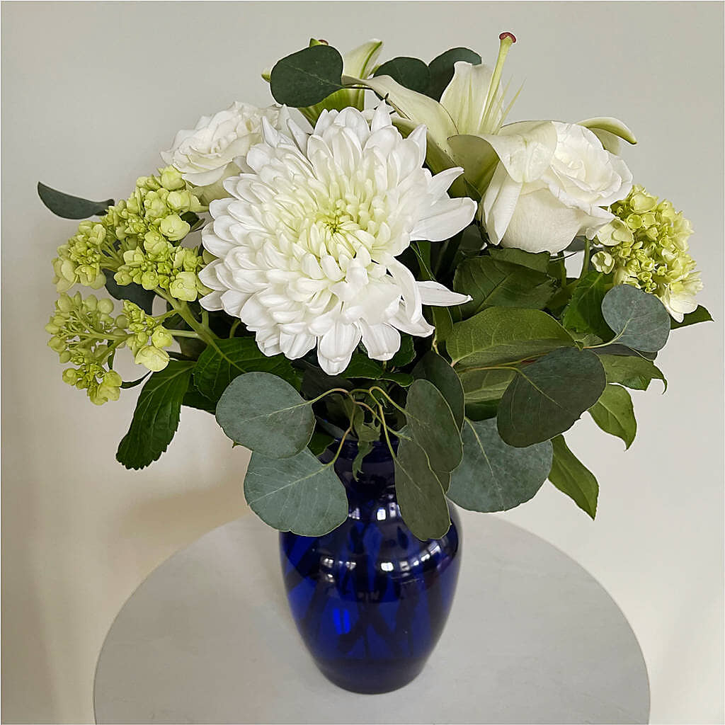 Snowy Dreams Bouquet –  Hb Floral Studio, Rockford IL